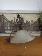 Lampa wisząca sufitowa – szklany klosz, styl vintage / klasyczny