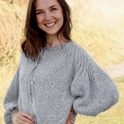 Ręcznie robiony sweter kardigan z alpaki, jasnoszary, slow fashion, unikat