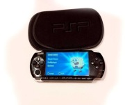 Konsola Sony PSP Slim & Lite Piano Black 3004 32 GB Mario etui