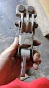 VOLVO 850 S70 V70 S60 S80 XC90 PODUSZKA ŁAPA ZAWIESZENIE ŁĄCZNIK SKRZYNI