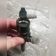 Wtryskiwacz volvo d5 163km 