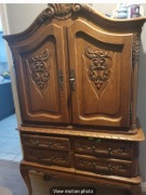 Komplet mebli stylizowanych na Ludwika XIV