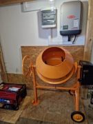 Zestaw Betoniarka Agregat prądotwórczy 180L 1250W KD491 