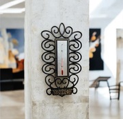 Retro vintage termometr w ramce czarny ścienny PRL pamiątka kolekcjonerski