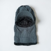 Kominiarka szara balaclava z daszkiem ocieplana uniwersalna casual 