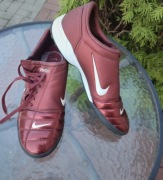 Nike Total 90 bordowe buty piłkarskie r. 46