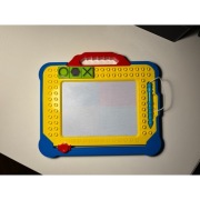 Szkicownik magnetyczny Toi-Toys znikopis rysowanie motoryka mała montessori
