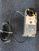 Siłownik obrotowy do przepustnic powietrza 