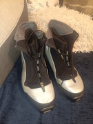 Buty biegowe Fischer XC Comfort Rozmiar 44 System SNS Profil Stan BDB