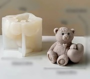 WEŁNIANY MIŚ Z SERCEM Walentynki forma silikonowa 8*9 do Świec Odlewów 