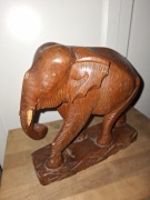 Słoń figura rzeźba z drewna egzotycznego, rękodzieło vintage