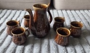 Zestaw brązowych ponadczasowych kamionek z PRL-u dzbanek i filiżanki