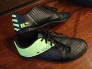 korki buty piłkarskie do gry w pikę  kipsta