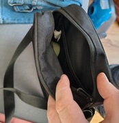 Saszetka czarna na ramię 