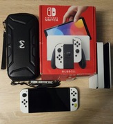 Nintendo Switch OLED + dodatki