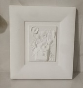 Dekoracja z gipsu ceramicznego, idealna do pomieszczeń o białej kolorystyce