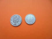 Dwie monety 1 zł i 2 zł z 1989 roku .