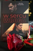 W sercu wroga – Monika Tyczyńska kryminał z motywem romansu