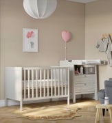 Ikea Sundvik łóżeczko dziecięce i komoda z przewijakiem