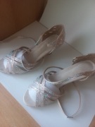 Buty do tanca z elastyczna podeszwa 