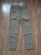 NOWE spodnie chłopięce chino pepperts! 146