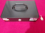 Metalowa kaseta 20 x 25 cm. Na kosztowności, broń. Produkt nowy.