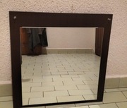 Lustro z drewnem przedpokoj