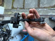 Ogranicznik drzwi lewy przód Renault Clio IV