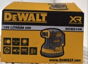 SZLIFIERKA MIMOŚRODOWA AKUMULATOROWA 18V 125MM BEZ AKU ODPYLACZ DEWALT