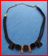 EFEKTOWNY NASZYJNIK, KOLIA - IMITACJA KAMIENI