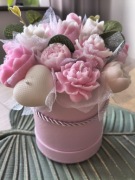 Flower box z świec sojowych na imieniny urodziny chrzest komunię 