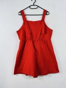 YH-57 Czerwony kombinezon z krótką nogawką Shein – Rozmiar 1XL