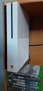 Sprzedam XBOX ONE S 1TB 2 PADY 9 GIER 