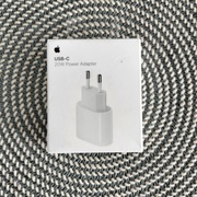 Oryginalny zasilacz Apple USB-C o mocy 20W
