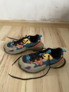 Buty chłopięce sportowe Zara