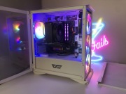 Komputer na sprzedaż: Idealny do zadań profesjonalnych i gier