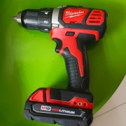 Wkrętarka Milwaukee 18- 27Wh