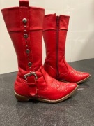 Kozaki czerwone skórzane 25