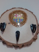 Barcelona Fc. Wieszak na ubrania, klucze z złotymi dodatkami.  Rękodzieło.
