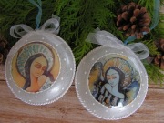 Bombki/medaliony na choinkę z wizerunkami Aniołów – komplet 2 szt.