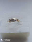 Złoty pierścionek, waga 1.950g, próba 585