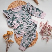 Dres dresik komplet moro różowy długi rękaw falbanki na ramionach 86 bluza 