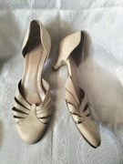 Buty na obcasie Ryłko