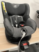 Britax Römer DUALFIX M i-SIZE