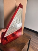 LAMPA KLAPY BAGAŻNIKA Prawa MEGANE III 2008-2016 HATCHBACK