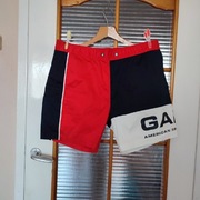 Krótkie spodenki Gant roz L -XL 
