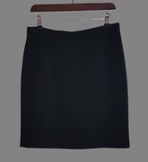 Damska spódnica klasyczna ołówkowa czarna uniwersalna