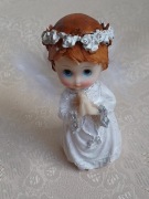Figurka - aniołek ze złożonymi rękami - wysokość 10,3 cm