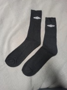 Czarne skarpety męskie Umbro 39-45 one size siłownia sport fun