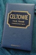 T. G. E. Powell Celtowie Piggott Taracha Hallstatt Brytania Galia